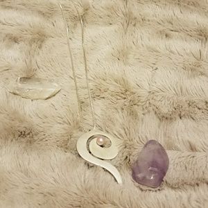 Vantel pearl necklace